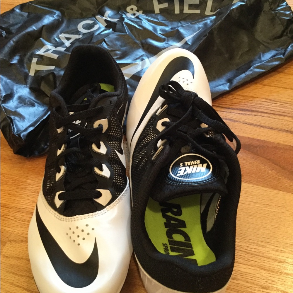 Nike cleats size 9 men’s - Picture 1 of 4